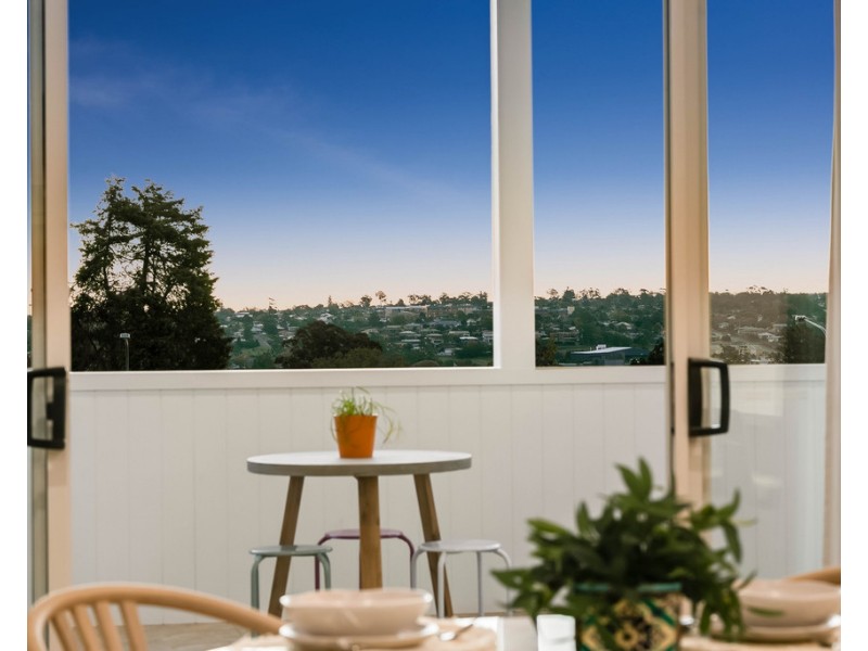 9 Hampshire Street, North Toowoomba QLD 4350