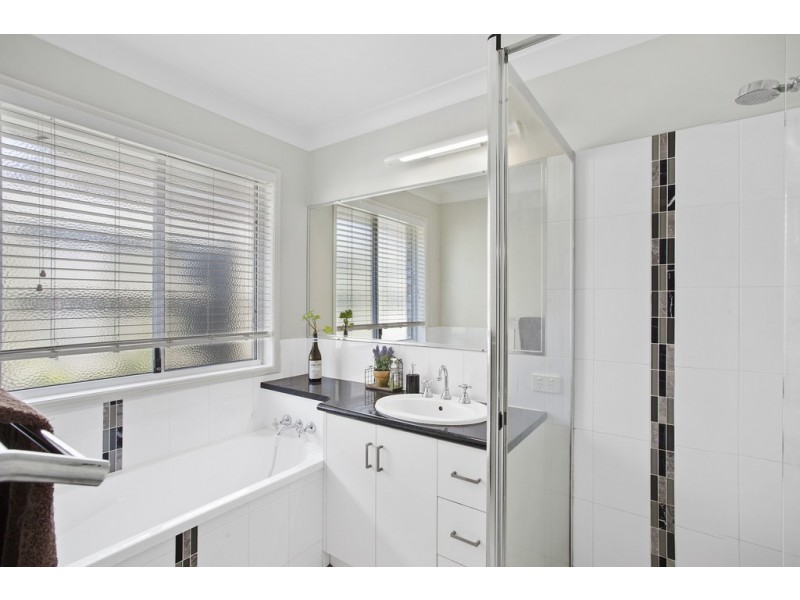 655 South Street, Glenvale QLD 4350