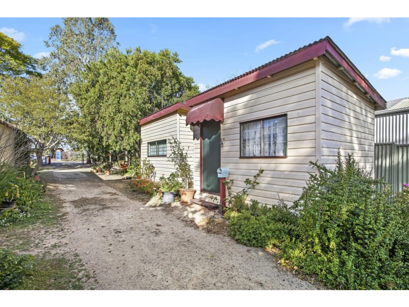 18 Tooth Street, Nobby QLD 4360