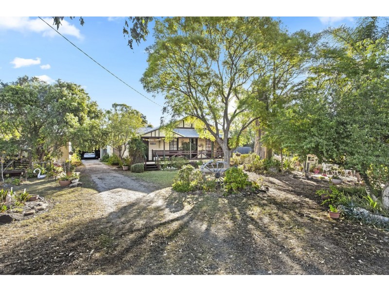 18 Tooth Street, Nobby QLD 4360