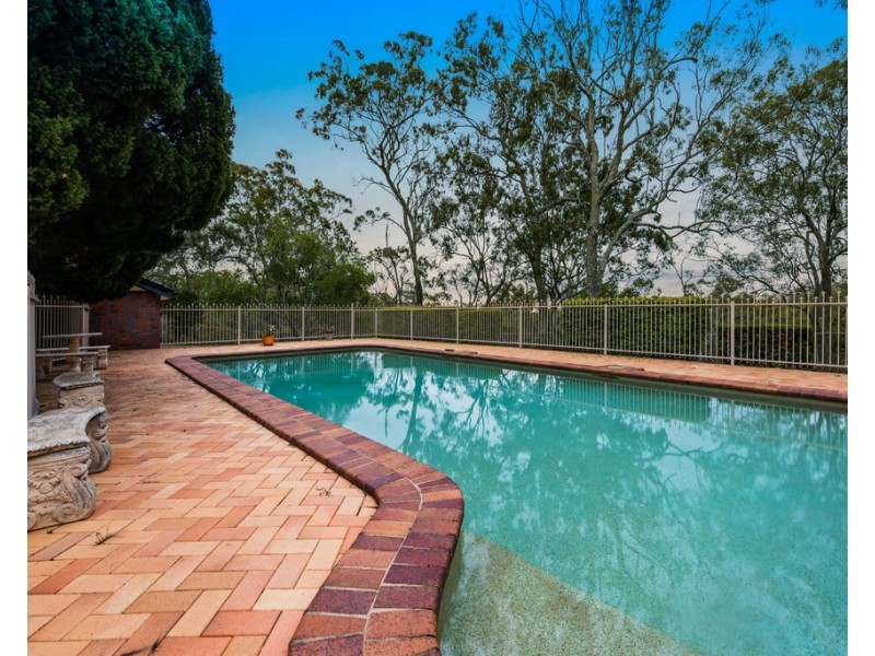 61 McDougall Street, Wilsonton QLD 4350