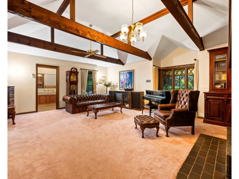61 McDougall Street, Wilsonton QLD 4350