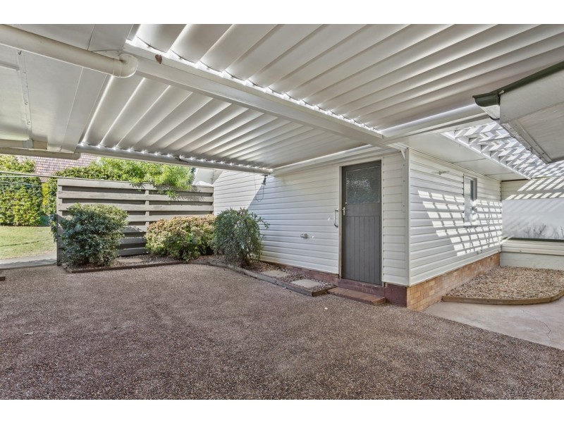 12 Lovett Street, Rangeville QLD 4350