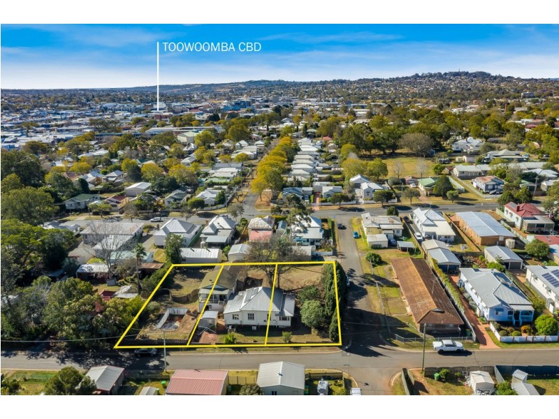 4 Hopkins Street, South Toowoomba QLD 4350