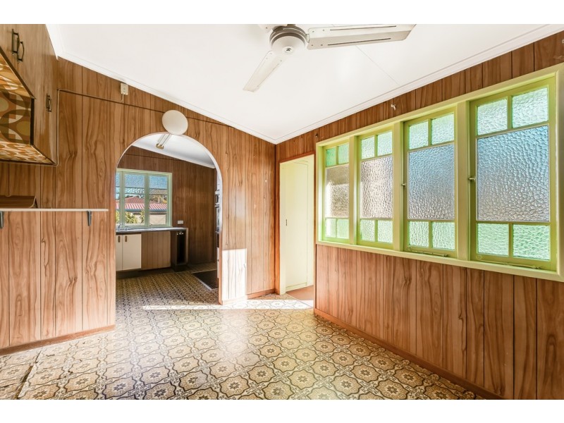 4 Hopkins Street, South Toowoomba QLD 4350