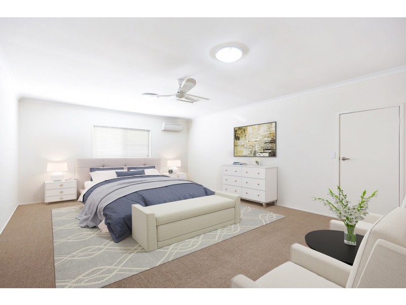 8 Kensington Drive, Withcott QLD 4352