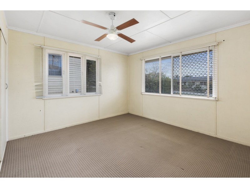 285 Tor Street, Wilsonton QLD 4350