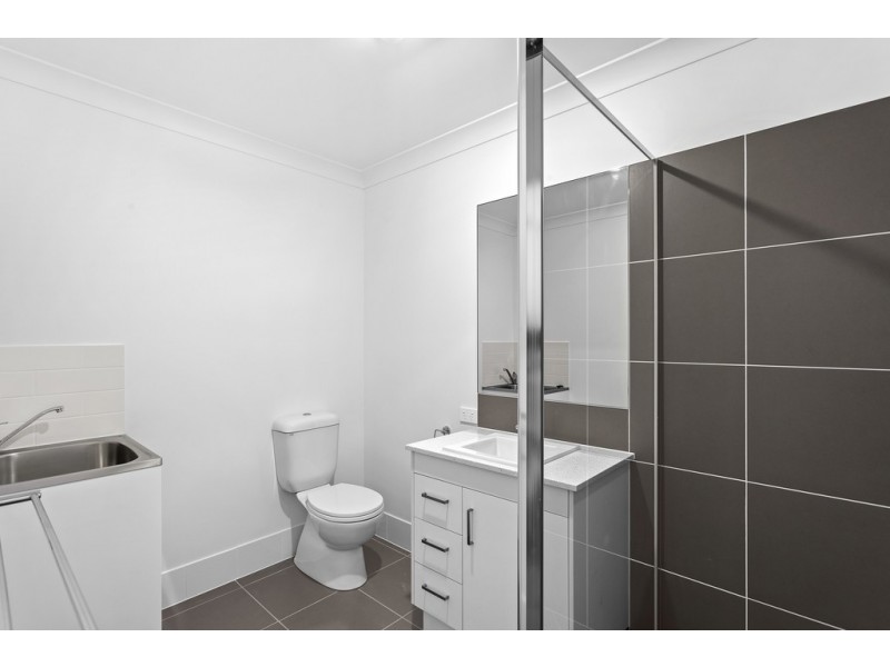 2/7 Ena Street, Cotswold Hills QLD 4350