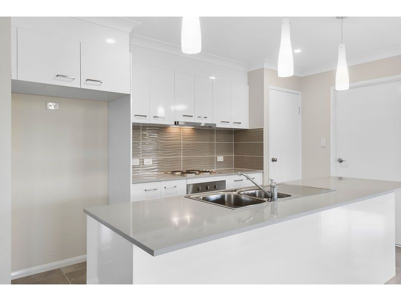 4 Magpie Drive, Cambooya QLD 4358