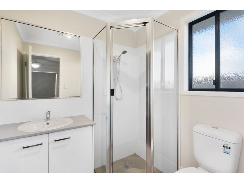 4 Magpie Drive, Cambooya QLD 4358