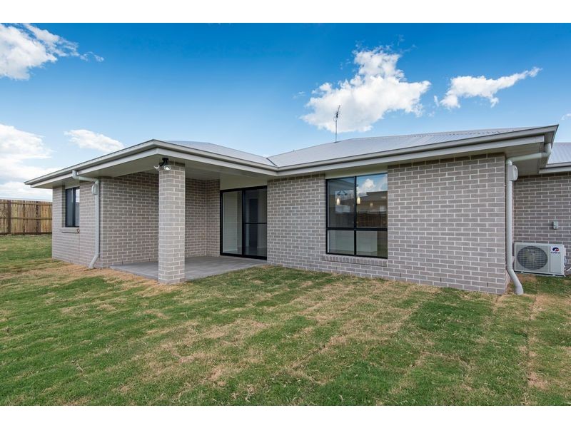 4 Magpie Drive, Cambooya QLD 4358