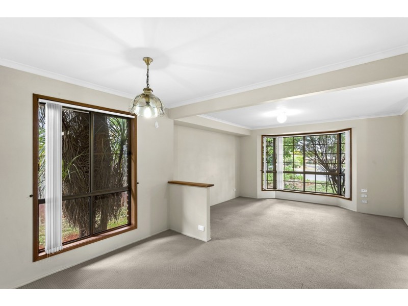 1 Wilga Court, Newtown QLD 4350