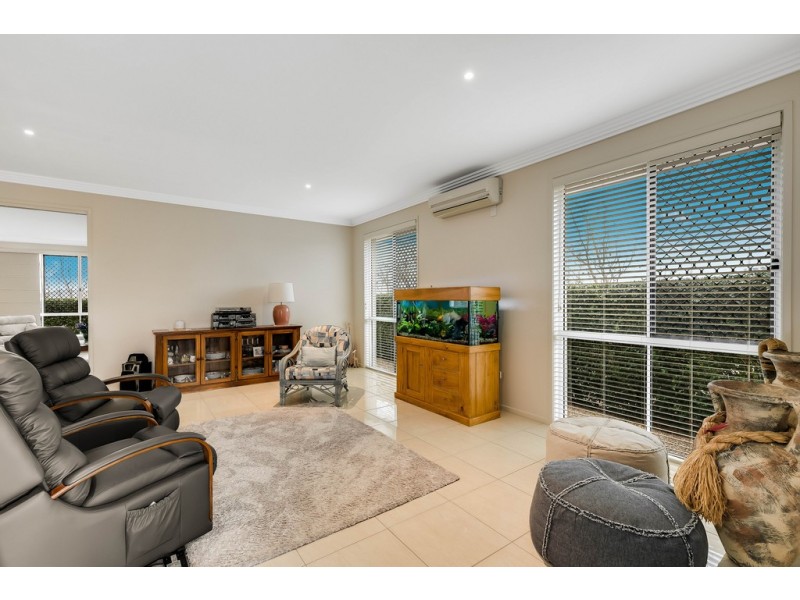 2 Ella Court, Cotswold Hills QLD 4350