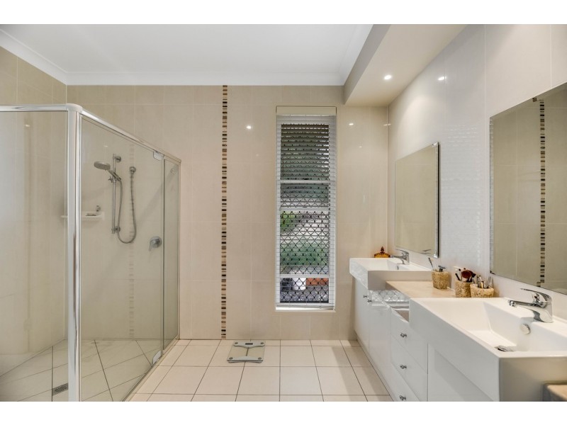 2 Ella Court, Cotswold Hills QLD 4350