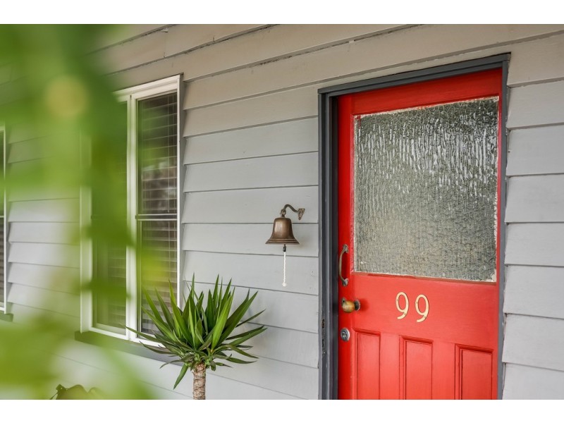 99 Holberton Street, Newtown QLD 4350