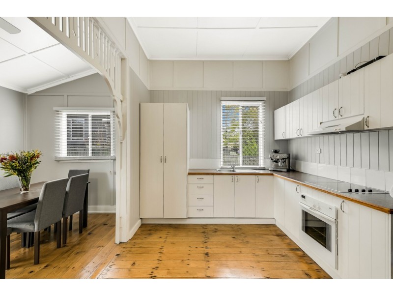 99 Holberton Street, Newtown QLD 4350