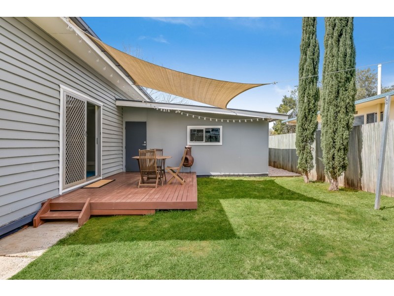 99 Holberton Street, Newtown QLD 4350