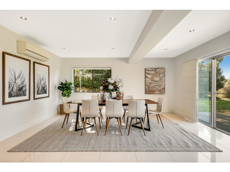 36 Skyline Drive, Blue Mountain Heights QLD 4350