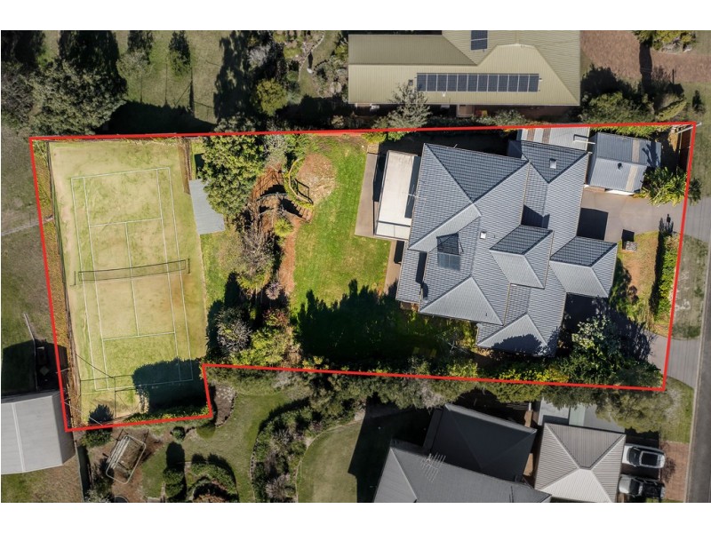 36 Skyline Drive, Blue Mountain Heights QLD 4350