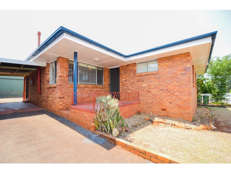 186 Mackenzie Street, Rangeville QLD 4350