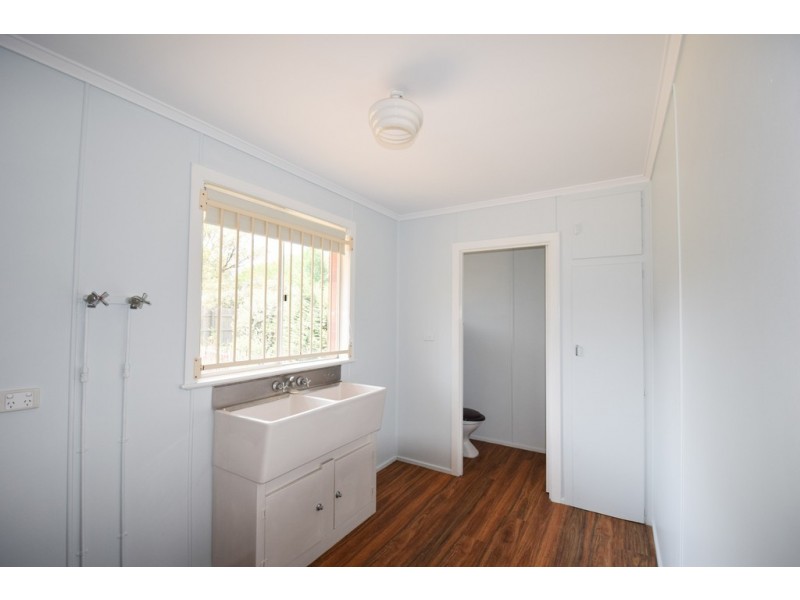 186 Mackenzie Street, Rangeville QLD 4350