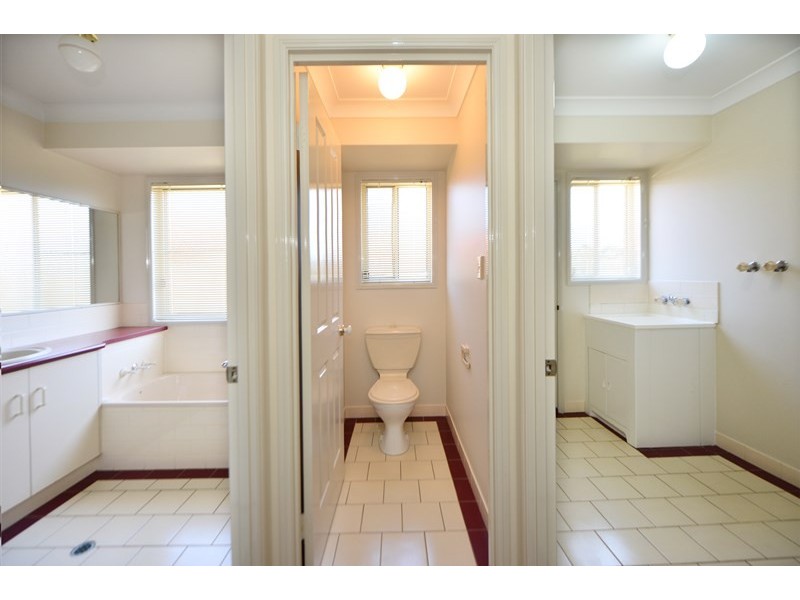 15 Gundry Court, Kearneys Spring QLD 4350