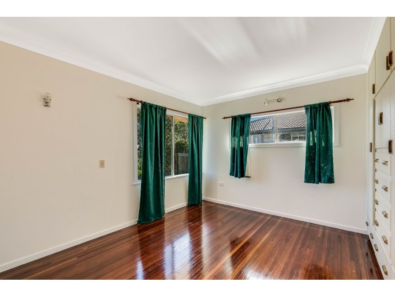 239 North Street, Wilsonton Heights QLD 4350