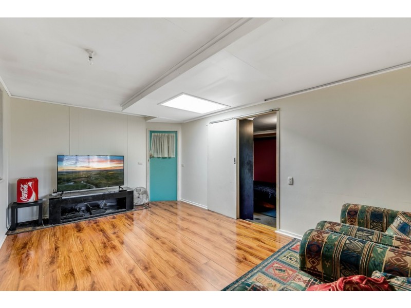 239 North Street, Wilsonton Heights QLD 4350