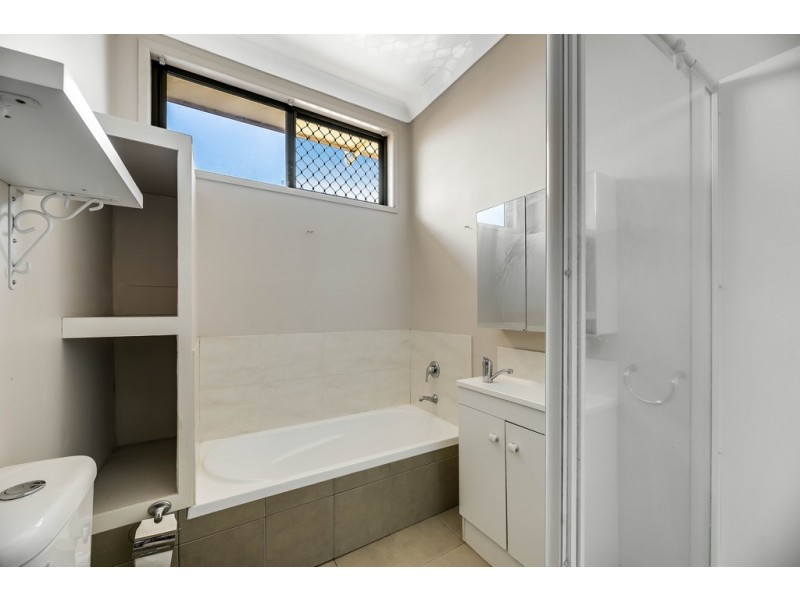 24 Ellis Street, Wilsonton QLD 4350