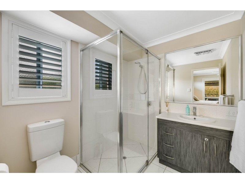 26 Gwenda Drive, Westbrook QLD 4350