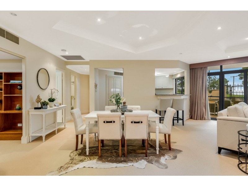 Apartment 102 The Grosvenor (Cnr Tourist Rd and Herries St), East Toowoomba QLD 4350