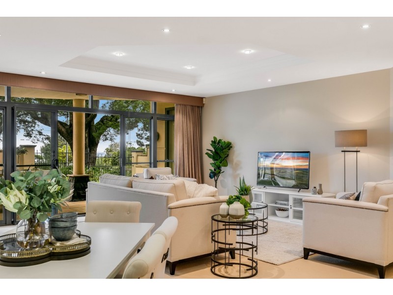 Apartment 102 The Grosvenor (Cnr Tourist Rd and Herries St), East Toowoomba QLD 4350