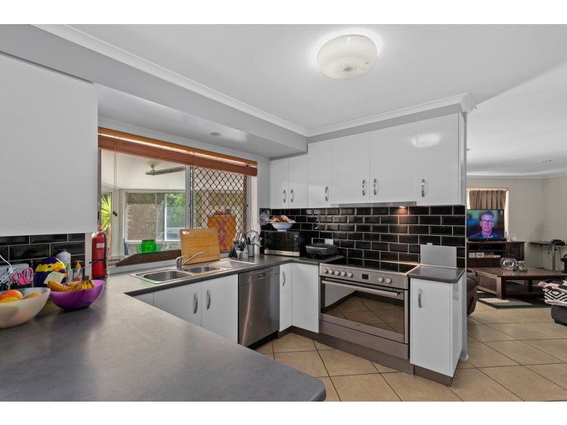 1 Bangalay Court, Darling Heights QLD 4350