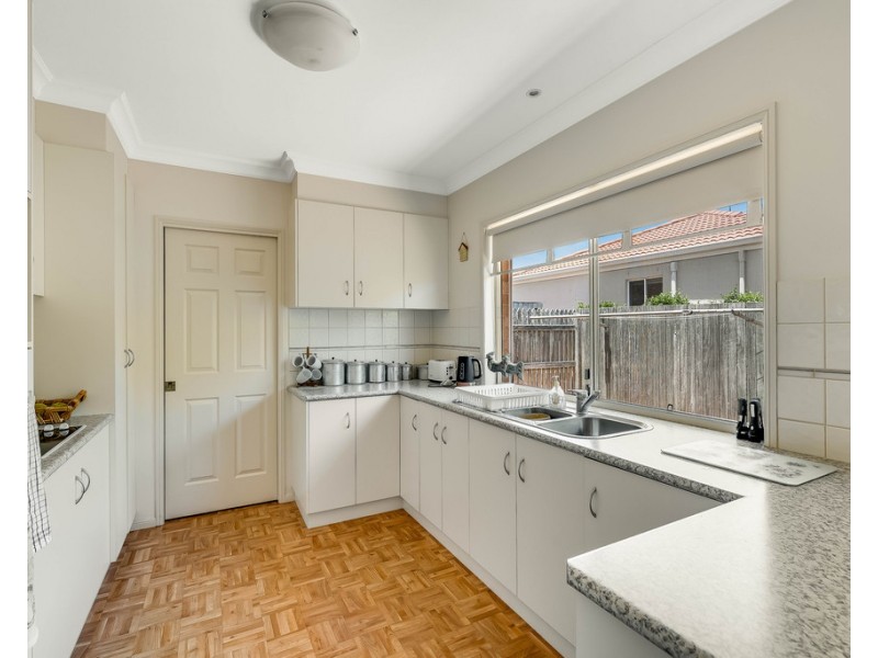 Villa 63 Glenfield Court, Middle Ridge QLD 4350