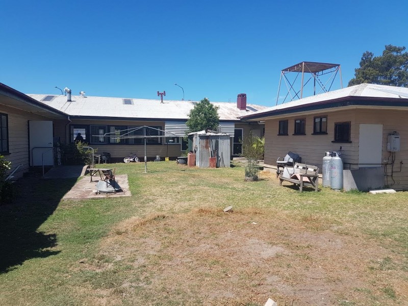 58 Tenterfield Street, Wallangarra QLD 4383
