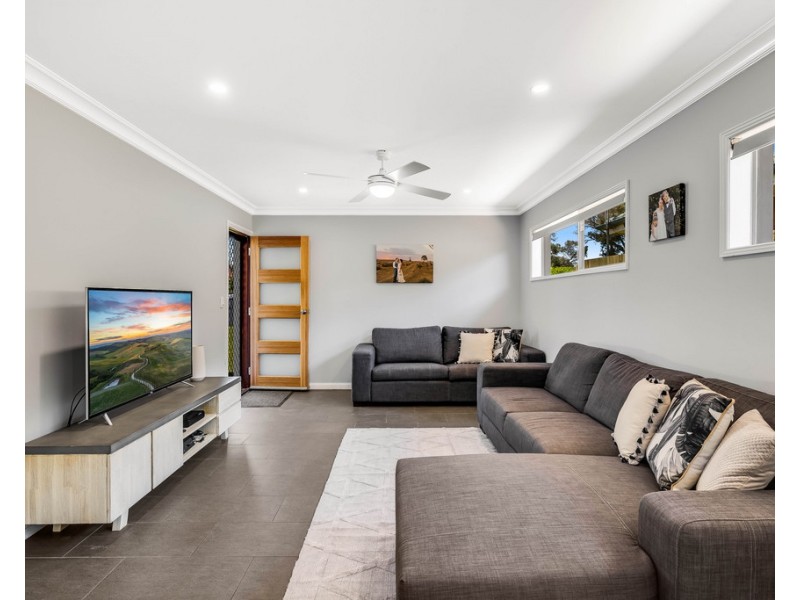 7 Scheske Street, Wilsonton QLD 4350