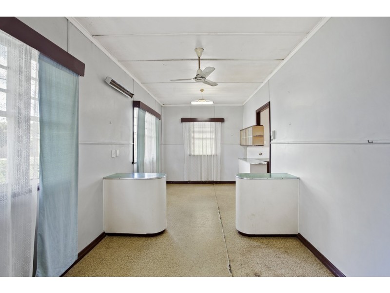 92 Drayton Road, Harristown QLD 4350