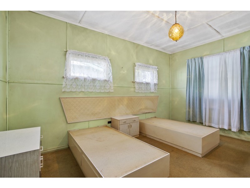 92 Drayton Road, Harristown QLD 4350