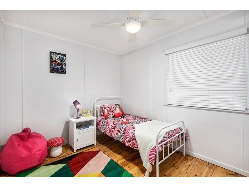 11 Talbot Street, Harristown QLD 4350