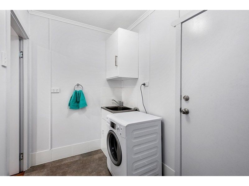 11 Talbot Street, Harristown QLD 4350