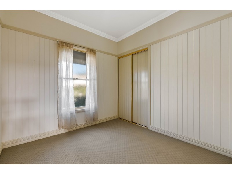 29 Lloyd Street, Harristown QLD 4350