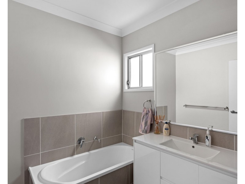 Unit 9/541 South Street, Glenvale QLD 4350