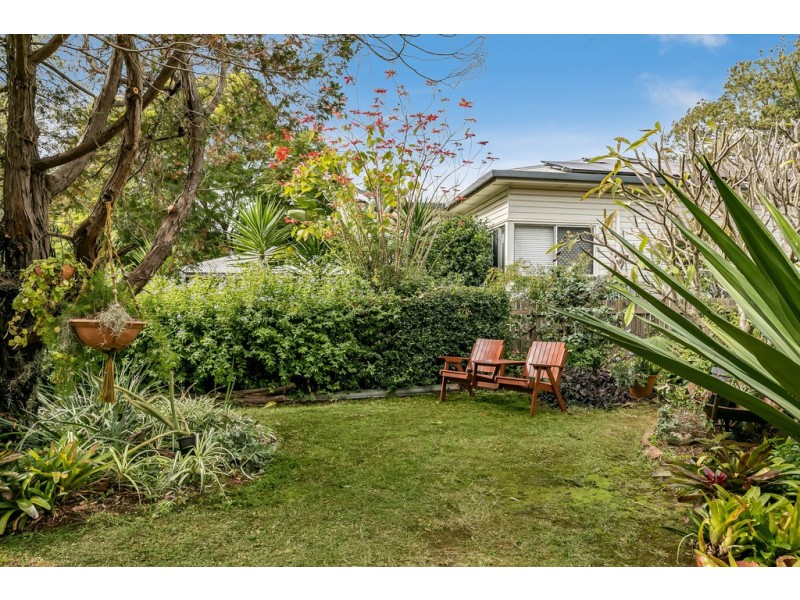 112 Taylor Street, Newtown QLD 4350