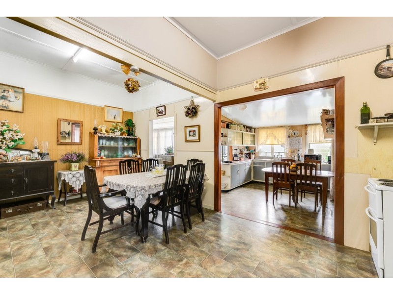 112 Taylor Street, Newtown QLD 4350