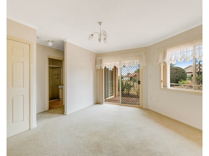 Villa 34 Glenfield Court, Middle Ridge QLD 4350