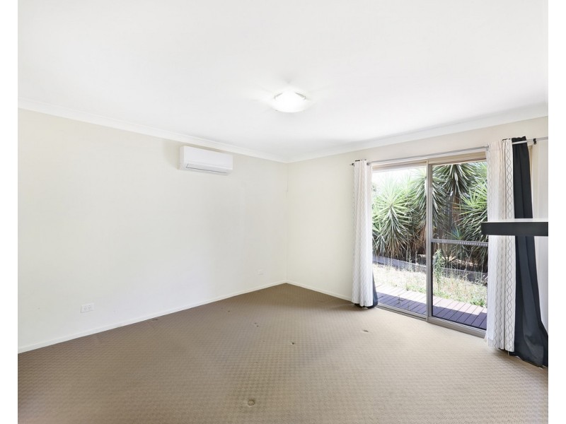 10 Sunset Drive, Glenvale QLD 4350