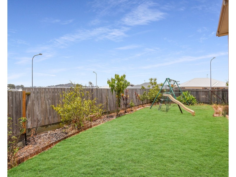 10 Sunset Drive, Glenvale QLD 4350
