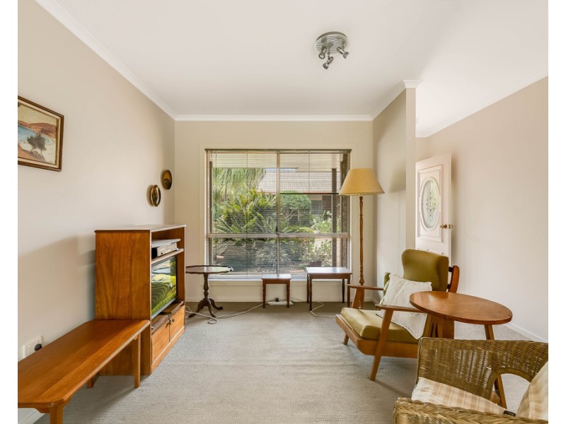 Villa 25 Glenfield Court, Middle Ridge QLD 4350