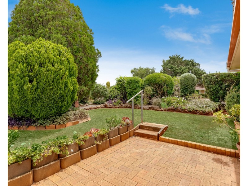 Villa 25 Glenfield Court, Middle Ridge QLD 4350