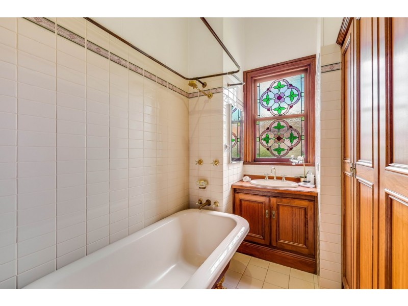 49 Ipswich Street, East Toowoomba QLD 4350